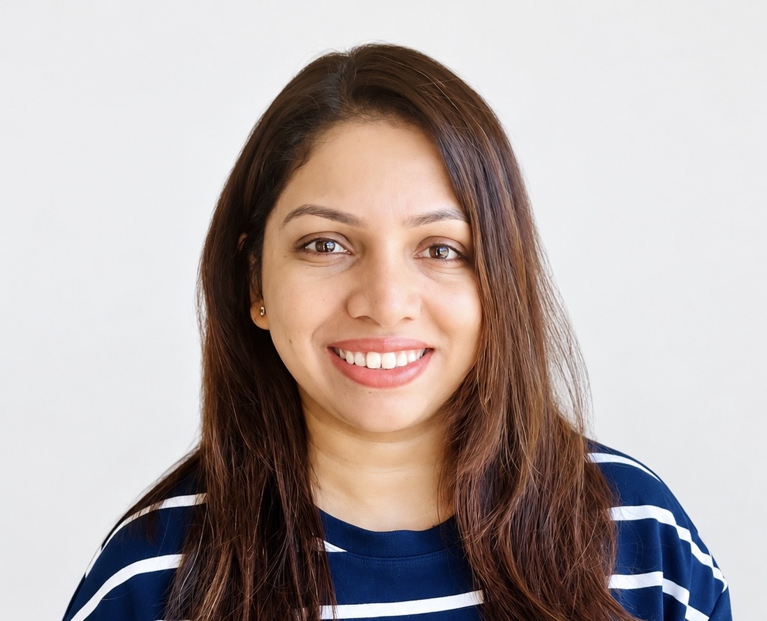Headshot of Maria Pereria